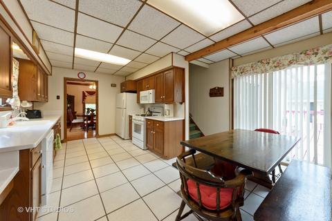 1447 Whitcomb Ave, Des Plaines, IL 60018 photo 6