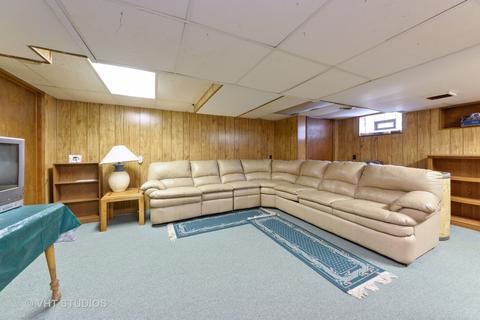 1447 Whitcomb Ave, Des Plaines, IL 60018 photo 15
