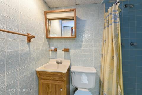 1447 Whitcomb Ave, Des Plaines, IL 60018 photo 14