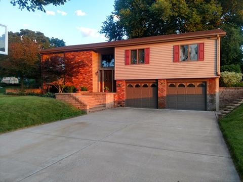 614 W 4th St, Mcnabb, IL 61335 photo 2