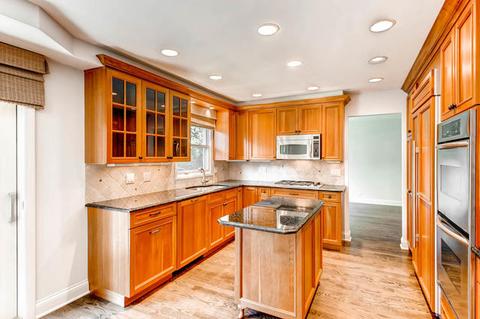 1038 Wayne Ave, Deerfield, IL 60015 photo 9
