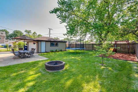 9016 Windsor Ln, Bridgeview, IL 60455 photo 25