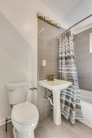 9016 Windsor Ln, Bridgeview, IL 60455 photo 21