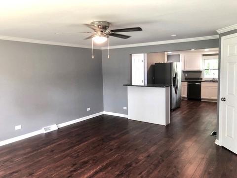214 E Lee St, Plano, IL 60545 photo 7