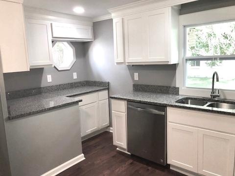 214 E Lee St, Plano, IL 60545 photo 10