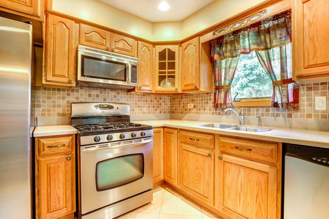 821 N Adele St, Elmhurst, IL 60126 photo 10