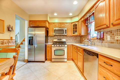 821 N Adele St, Elmhurst, IL 60126 photo 9