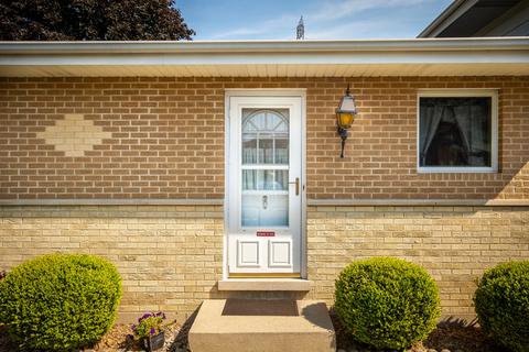 821 N Adele St, Elmhurst, IL 60126 photo 4