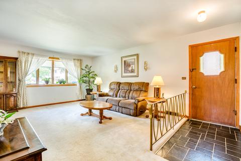 821 N Adele St, Elmhurst, IL 60126 photo 7