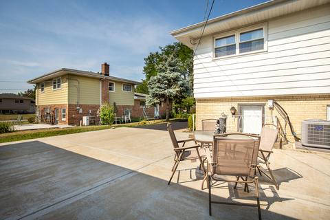 821 N Adele St, Elmhurst, IL 60126 photo 25