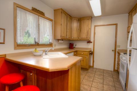 900 6th St, Harvard, IL 60033 photo 3