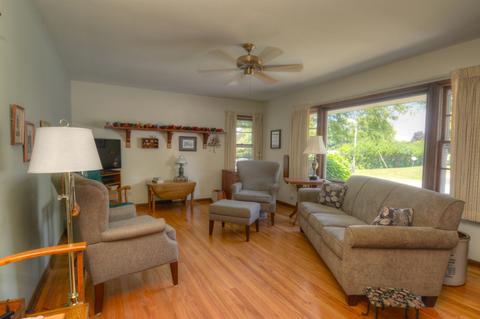 900 6th St, Harvard, IL 60033 photo 6
