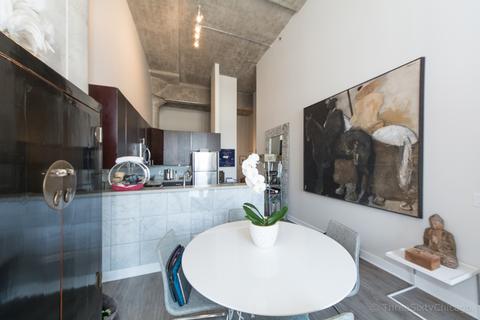 320 E 21st St #604, Chicago, IL 60616 photo 10
