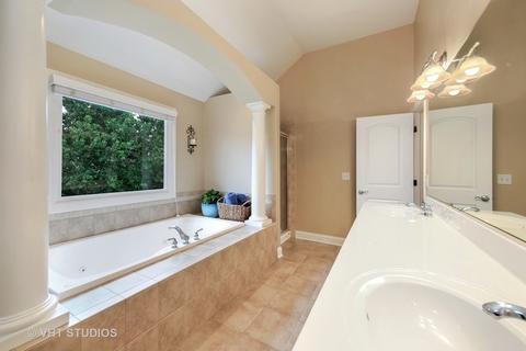 13216 Skyline Dr, Plainfield, IL 60585 photo 14