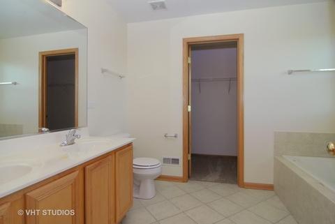 1981 Westridge Pl, Aurora, IL 60504 photo 8