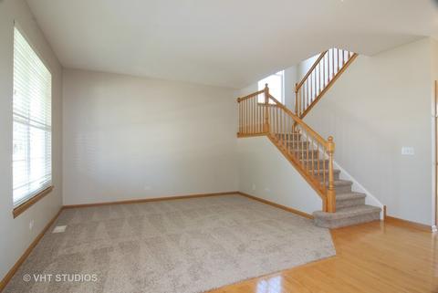 1981 Westridge Pl, Aurora, IL 60504 photo 2