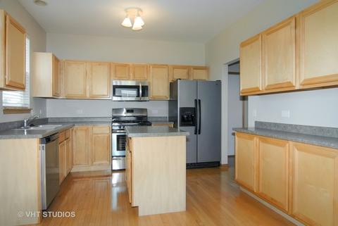 1981 Westridge Pl, Aurora, IL 60504 photo 3