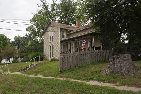 108 W North St, Morrison, IL 61270 photo 3