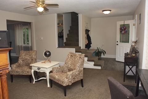 108 W North St, Morrison, IL 61270 photo 5