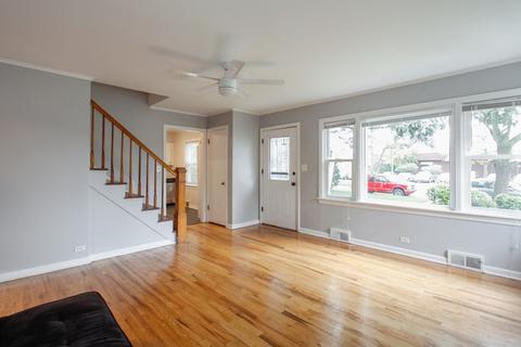 1004 Pitner Ave, Evanston, IL 60202 photo 4
