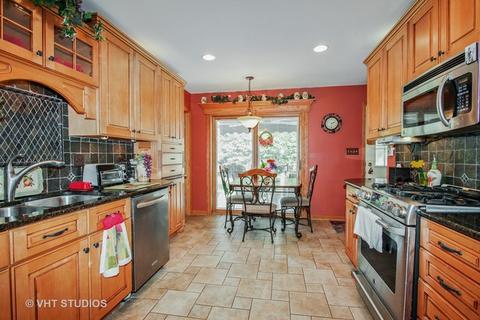 459 S Rush St, Itasca, IL 60143 photo 4