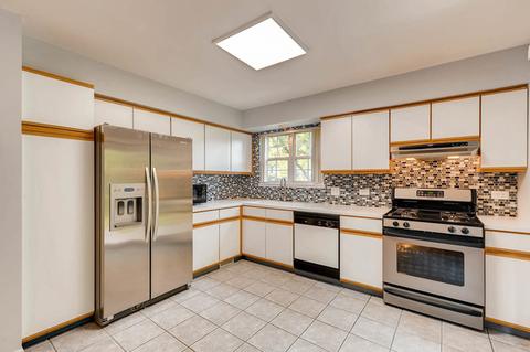 1162 Coldspring Rd, Elgin, IL 60120 photo 9
