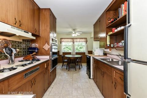 740 Mohave St, Hoffman Estates, IL 60169 photo 4