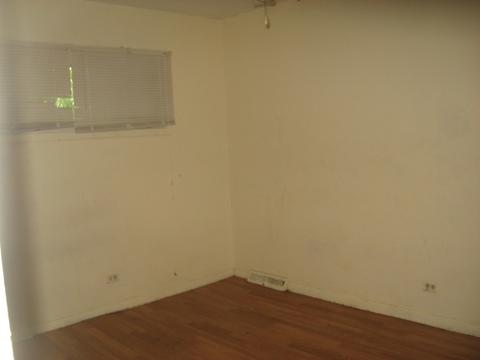 8564 S University Ave, Chicago, IL 60619 photo 8