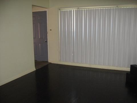 8564 S University Ave, Chicago, IL 60619 photo 3