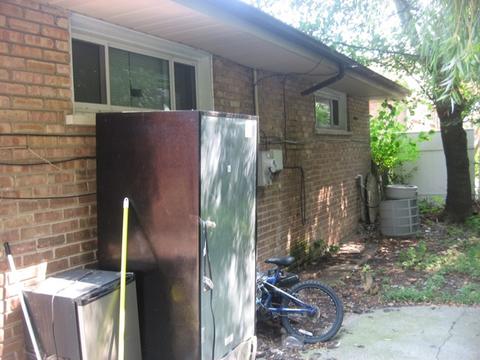 8564 S University Ave, Chicago, IL 60619 photo 14