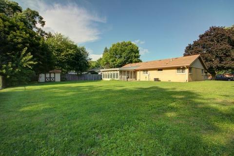 601 Oakcrest Dr, Rantoul, IL 61866 photo 5