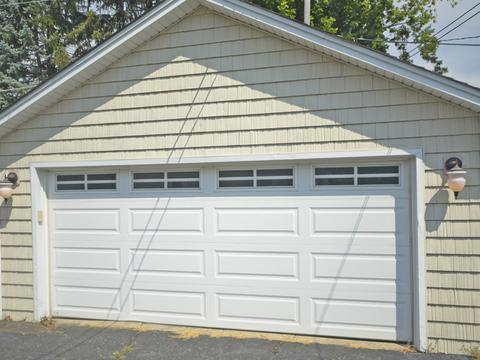 858 E Prairie Ave, Des Plaines, IL 60016 photo 28