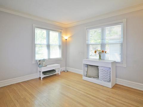 858 E Prairie Ave, Des Plaines, IL 60016 photo 3