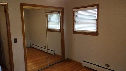 1371 Anthony Rd, Wheeling, IL 60090 photo 8