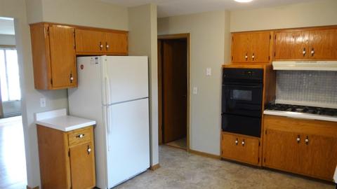 1371 Anthony Rd, Wheeling, IL 60090 photo 5
