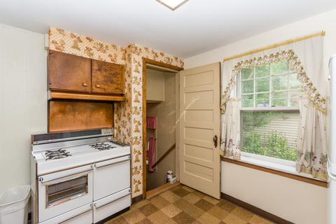 911 Simpson St, Evanston, IL 60201 photo 13