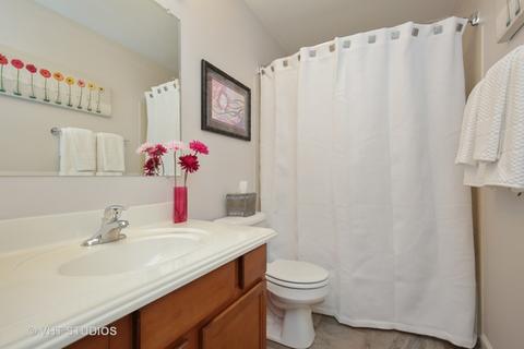 3048 Seekonk Ave, Elgin, IL 60124 photo 17