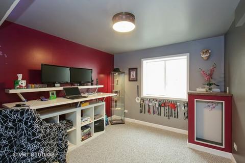 3048 Seekonk Ave, Elgin, IL 60124 photo 20
