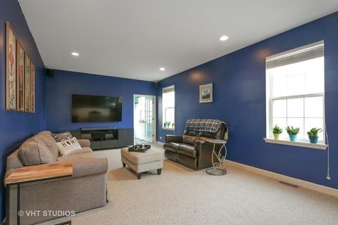 3048 Seekonk Ave, Elgin, IL 60124 photo 7