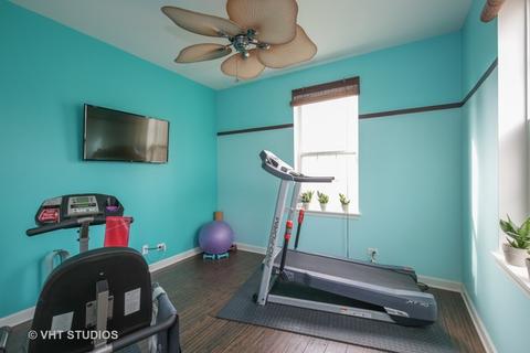 3048 Seekonk Ave, Elgin, IL 60124 photo 8