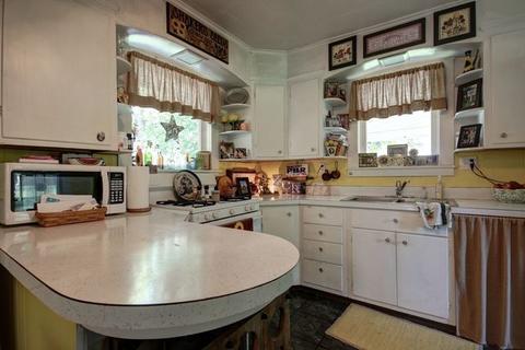 100 E Lytle St, Newman, IL 61942 photo 23