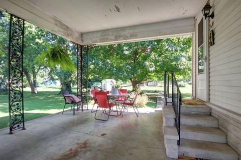 100 E Lytle St, Newman, IL 61942 photo 8