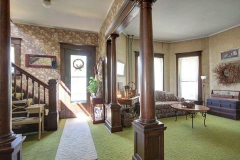100 E Lytle St, Newman, IL 61942 photo 9