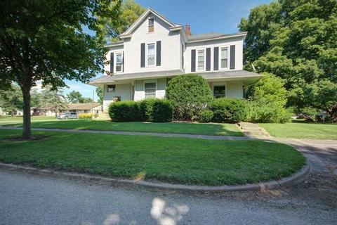 100 E Lytle St, Newman, IL 61942 photo 3