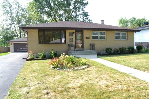447 Dee Ln, Roselle, IL 60172 photo 1
