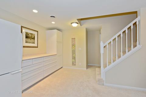 1605 Chesapeake Dr, Hoffman Estates, IL 60192 photo 16