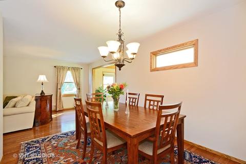 1605 Chesapeake Dr, Hoffman Estates, IL 60192 photo 7