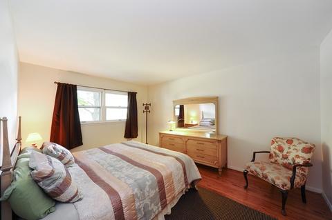 1801 E Camp Mcdonald Rd, Mount Prospect, IL 60056 photo 10