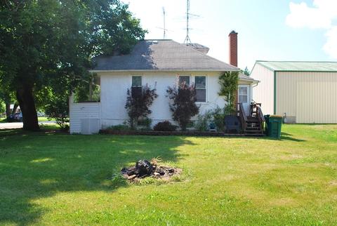 306 E Washington St, Malta, IL 60150 photo 3