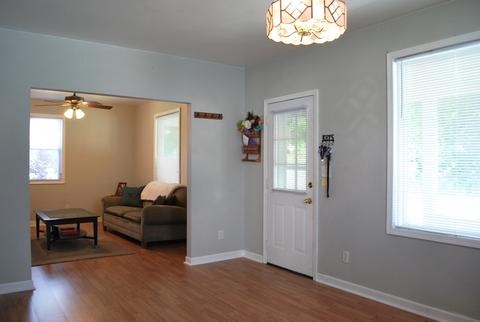 306 E Washington St, Malta, IL 60150 photo 9